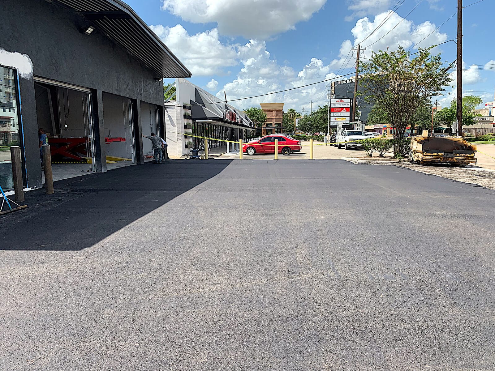 Commercial asphalt parking lot in Odessa, TX